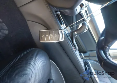 2017 Hyundai Genesis из США, поврежденный, VIN KMHGN4JE8HU203476